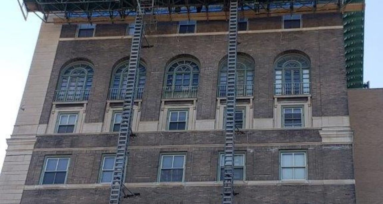 University Plaza Apartments